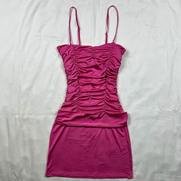 90’s Y2K Ruched Bodycon Mini Dress - Picture 5 of 8